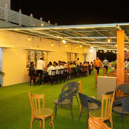 Chhatarpur Hotel Virasat By Bookingcare מראה חיצוני תמונה