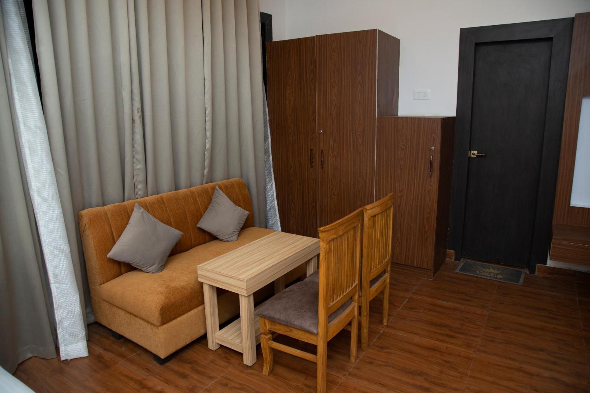 Chhatarpur Hotel Virasat By Bookingcare מראה חיצוני תמונה